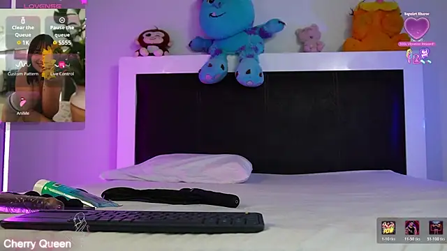 CerecitaQueenn online show from April 27, 9:46 pm