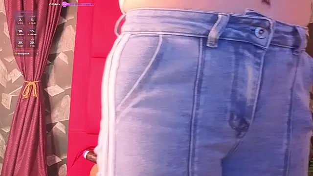 Snapshot of marla_daze chatting on June 3, 11:24 am marla daze online show from June 3, 11:24 am