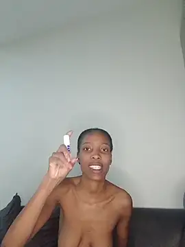 Snapshot of MsParisSmith chatting on January 6, 6:11 pm MsParisSmith online show from January 6, 6:11 pm