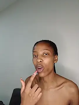 Snapshot of MsParisSmith chatting on January 8, 6:43 pm MsParisSmith online show from January 8, 6:43 pm