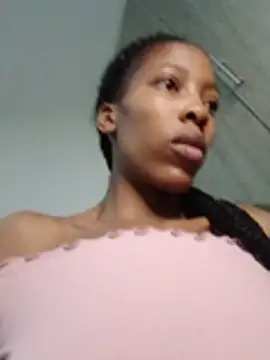 Snapshot of MsParisSmith chatting on February 18, 5:36 am MsParisSmith online show from February 18, 5:36 am