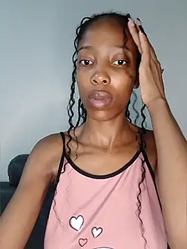 Snapshot of MsParisSmith chatting on March 2, 6:47 am MsParisSmith online show from March 2, 6:47 am