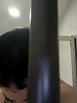 Snapshot of hazarcannn chatting on February 18, 6:20 am hazarcannn online show from February 18, 6:20 am