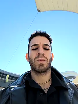 Snapshot of hazarcannn chatting on February 19, 10:22 am hazarcannn online show from February 19, 10:22 am