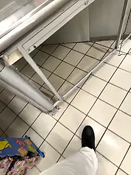 Snapshot of hazarcannn chatting on February 24, 7:17 am hazarcannn online show from February 24, 7:17 am