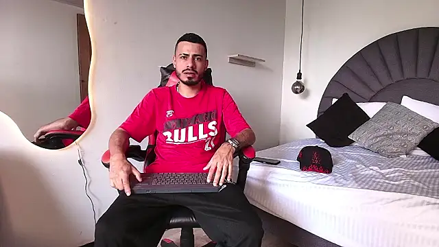 MatthewCullen online show from February 17, 8:04 pm