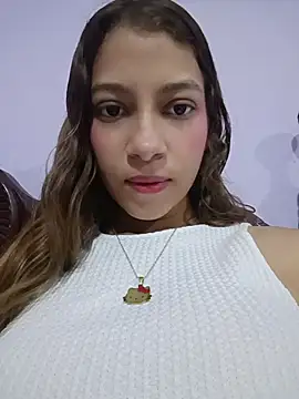 Snapshot of Vanneskk chatting on July 20, 7:05 pm Vanneskk online show from July 20, 7:05 pm