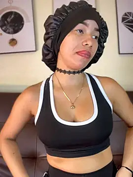 ZoeyFierce online show from February 26, 12:48 pm