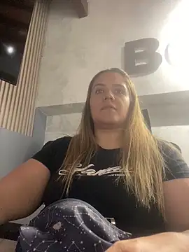 LoreinnFox online show from April 4, 10:07 pm