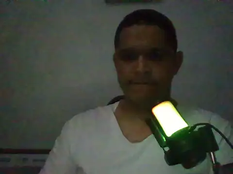 Snapshot of AJFIXXX chatting on November 27, 12:46 am AJFIXXX online show from November 27, 12:46 am