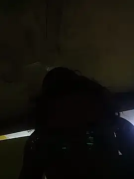 qaarlyfogosa online show from December 15, 8:57 pm