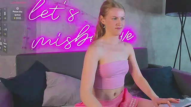 Alicia Hars online show from May 27, 12:07 am
