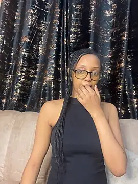 Snapshot of __Bambi chatting on April 19, 9:17 pm Bambi online show from April 19, 9:17 pm