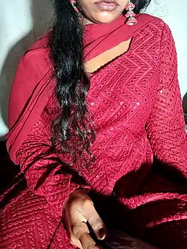 pooja199 online show from February 4, 7:31 pm