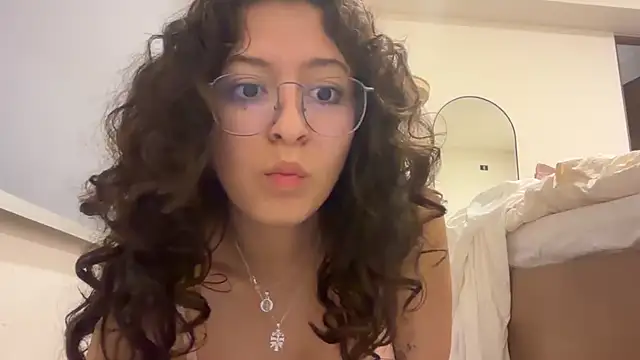 Snapshot of Alicatcua_ chatting on July 11, 2:14 am Alicatcua online show from July 11, 2:14 am