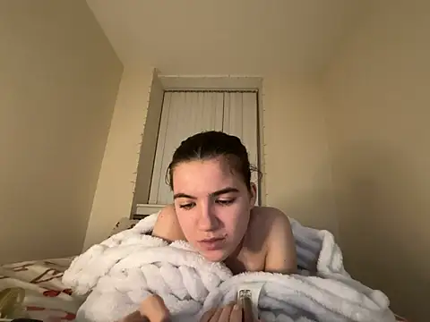 lucyx xx online show from March 1, 7:27 pm