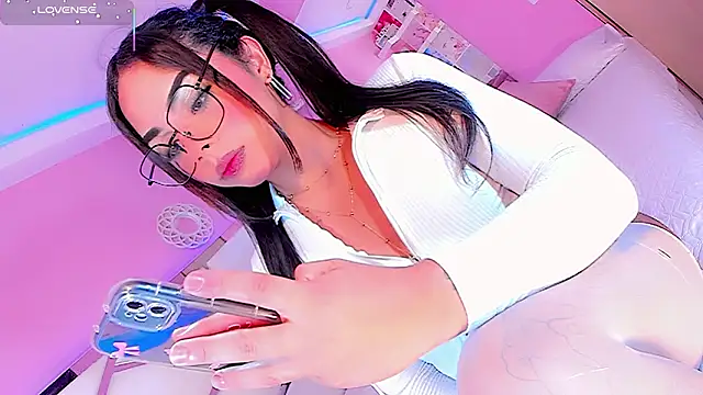 ShantyMiilan online show from February 18, 5:03 am