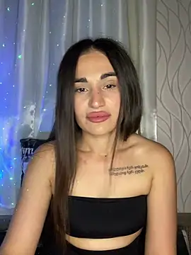 Snapshot of MonikaSi chatting on May 11, 5:21 pm MonikaSi online show from May 11, 5:21 pm