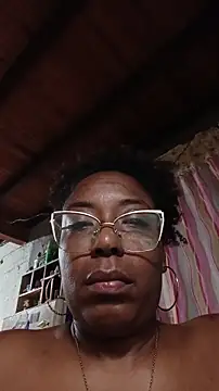 Snapshot of ChanneldelaCroix chatting on February 15, 11:23 pm ChanneldelaCroix online show from February 15, 11:23 pm