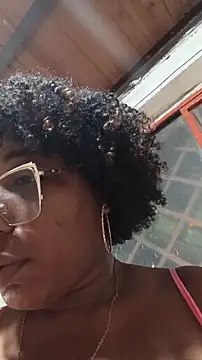 Snapshot of ChanneldelaCroix chatting on February 19, 2:40 am ChanneldelaCroix online show from February 19, 2:40 am