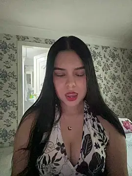 sweet ruby  online show from May 25, 1:22 am