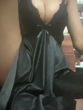 Snapshot of Namratajainn chatting on April 8, 7:36 pm Namratajainn online show from April 8, 7:36 pm