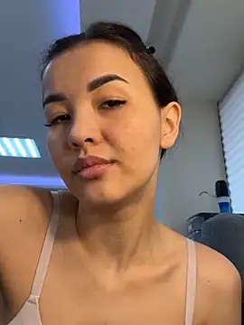 cordeliawow online show from March 29, 6:02 am