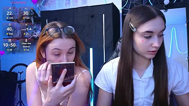 sunny luna online show from February 20, 3:12 pm