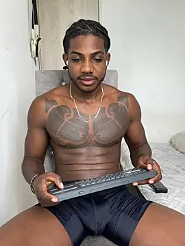 Snapshot of Darktemp_ chatting on June 27, 12:44 pm Darktemp online show from June 27, 12:44 pm