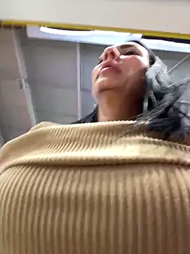 Snapshot of SofhiaTaylor chatting on February 9, 7:40 pm SofhiaTaylor online show from February 9, 7:40 pm