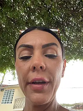 Snapshot of SofhiaTaylor chatting on February 10, 8:02 pm SofhiaTaylor online show from February 10, 8:02 pm