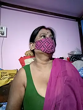 Snapshot of me-pari-hu chatting on February 11, 6:46 pm me-pari-hu online show from February 11, 6:46 pm