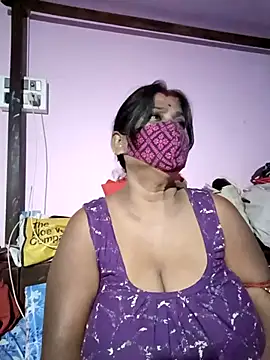 Snapshot of me-pari-hu chatting on February 14, 4:26 pm me-pari-hu online show from February 14, 4:26 pm