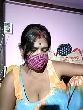 Snapshot of me-pari-hu chatting on February 20, 5:35 pm me-pari-hu online show from February 20, 5:35 pm