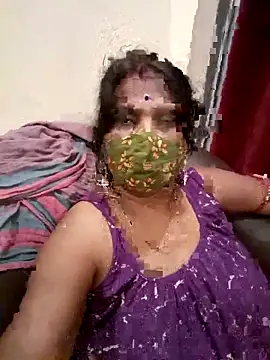 Snapshot of me-pari-hu chatting on March 8, 7:39 pm me-pari-hu online show from March 8, 7:39 pm