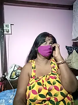Snapshot of me-pari-hu chatting on April 6, 5:58 pm me-pari-hu online show from April 6, 5:58 pm