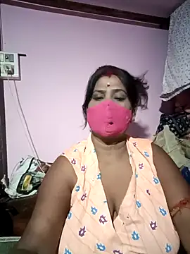 Snapshot of me-pari-hu chatting on April 7, 3:23 pm me-pari-hu online show from April 7, 3:23 pm