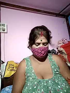 Snapshot of me-pari-hu chatting on April 17, 5:38 pm me-pari-hu online show from April 17, 5:38 pm