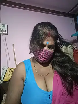 Snapshot of me-pari-hu chatting on May 29, 5:55 pm me-pari-hu online show from May 29, 5:55 pm