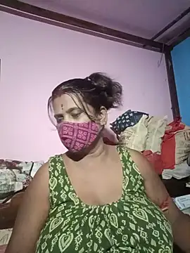 Snapshot of me-pari-hu chatting on June 3, 5:40 pm me-pari-hu online show from June 3, 5:40 pm