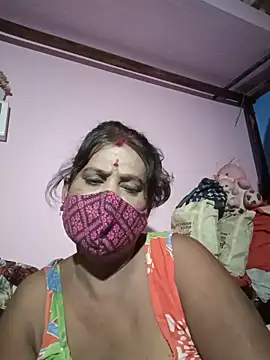 Snapshot of me-pari-hu chatting on June 9, 6:08 pm me-pari-hu online show from June 9, 6:08 pm