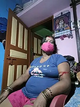 Snapshot of me-pari-hu chatting on July 20, 3:47 pm me-pari-hu online show from July 20, 3:47 pm