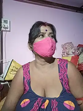 Snapshot of me-pari-hu chatting on July 25, 4:48 pm me-pari-hu online show from July 25, 4:48 pm
