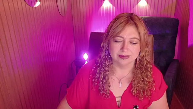 MilfArlet online show from February 21, 1:56 pm