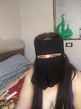 lolotheone online show from April 6, 12:52 am