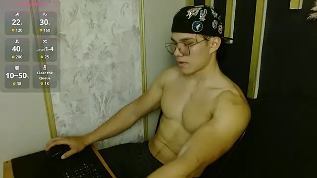 Snapshot of Thony_Big chatting on April 28, 7:19 pm Thony Big online show from April 28, 7:19 pm