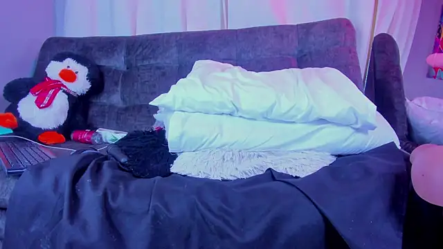 BonnieRitz online show from November 30, 12:53 pm