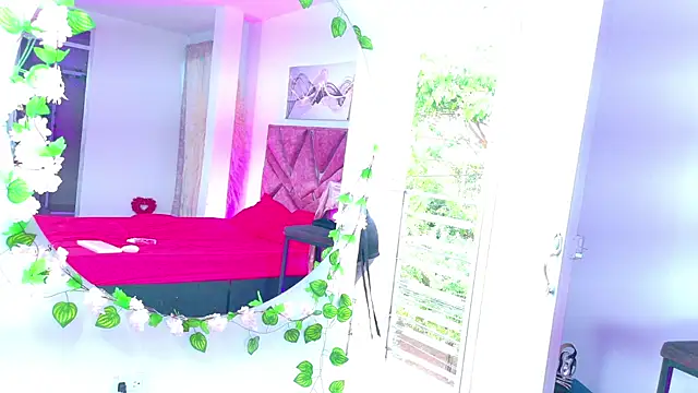 ZahhyGrey online show from April 4, 10:29 pm