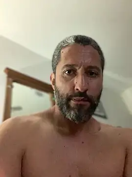 Calientesensible online show from March 1, 11:07 pm