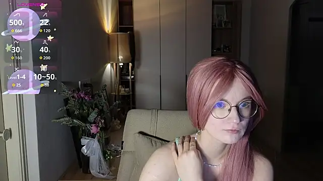 Kitty smalltits online show from January 19, 4:16 am